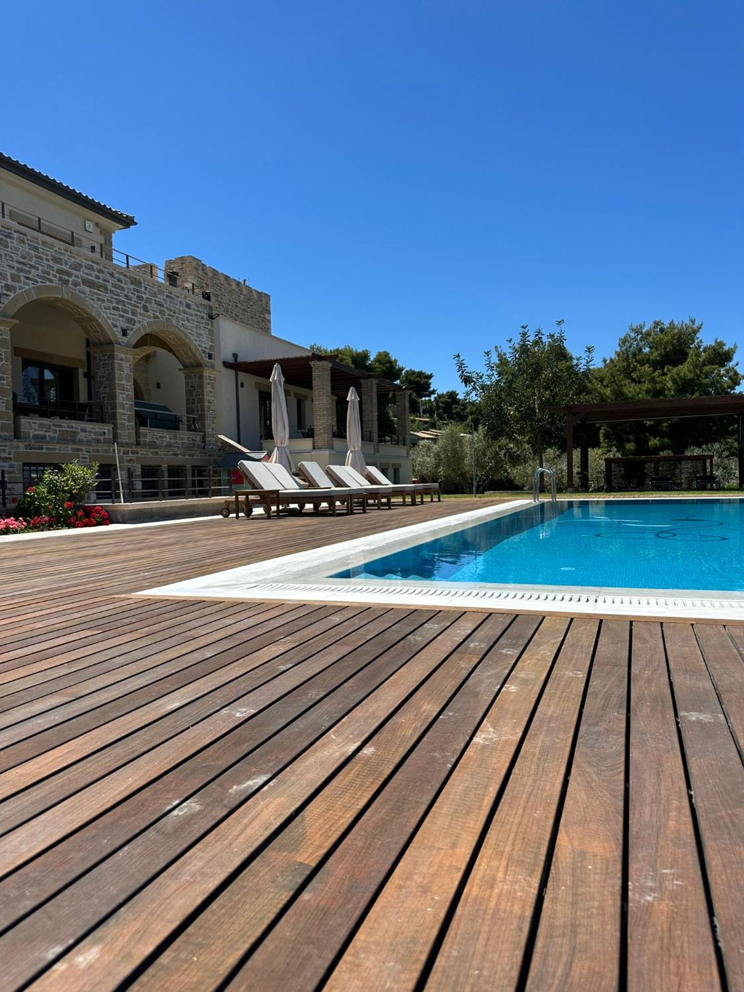 Villa Kalamos / Sea View And Pool Nearby Athens Exterior foto