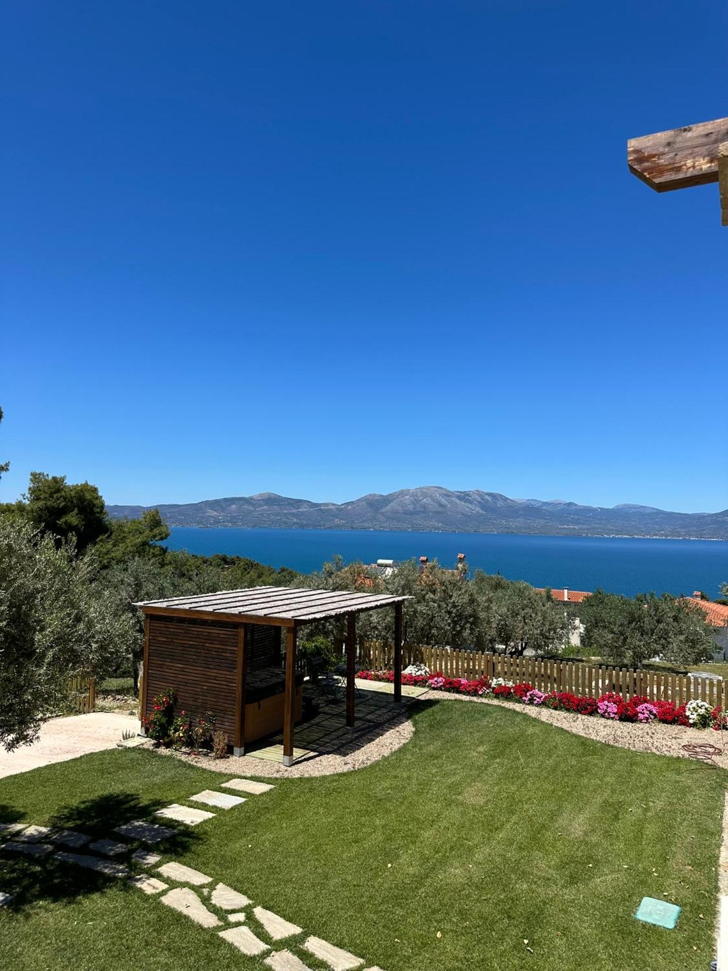 Villa Kalamos / Sea View And Pool Nearby Athens Exterior foto